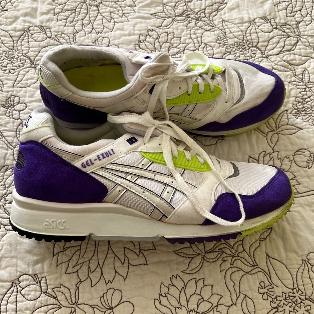 A/ Asics Exult Vintage GEL shoes from 30 years ago! Men Size 12 US. Orig box.